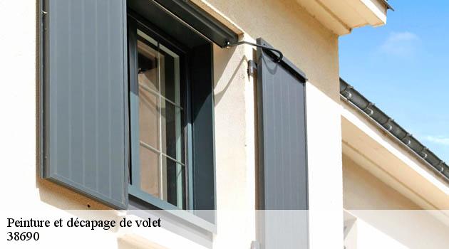 Valorisez votre habitation avec les services de réparation de volet par Duculty Rénovation à Bevenais